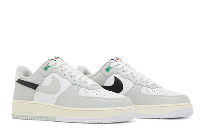 Nike Men's Air Force 1 Low '07 Sneakers