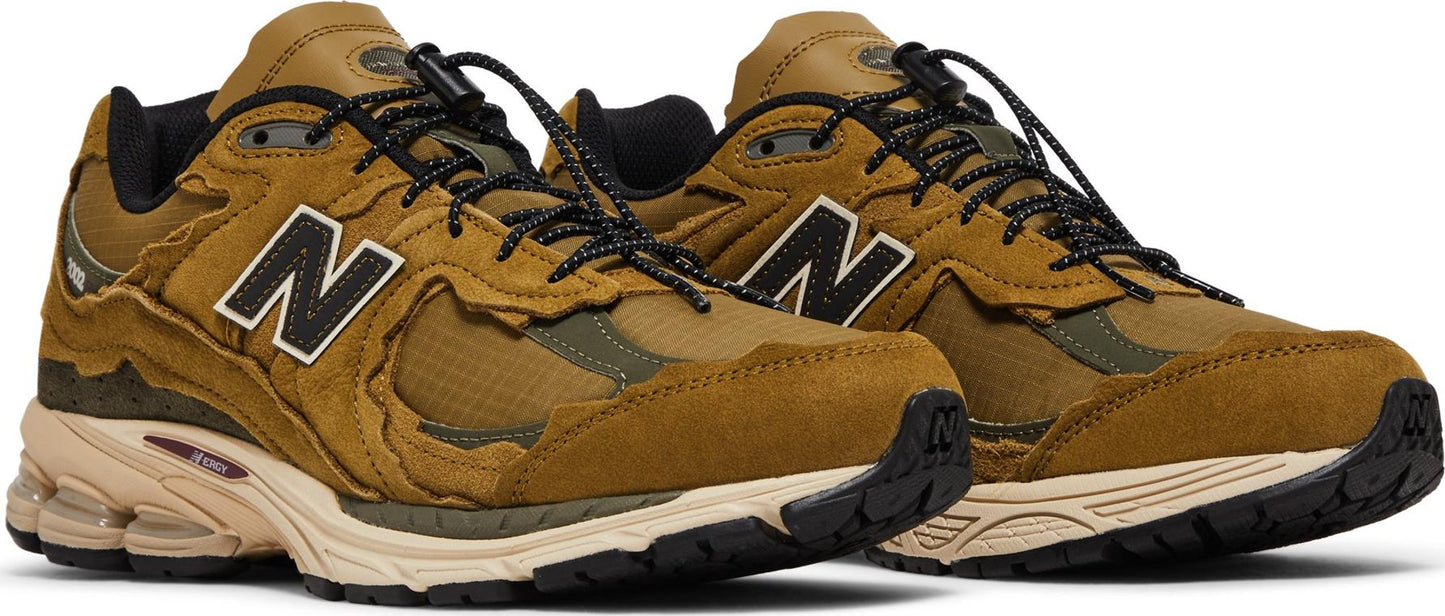 New Balance Men's 2002R Sneakers