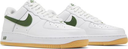 Nike Men's Air Force 1 Low Retro Qs 'Color Of The Month White Forest Green' Sneakers