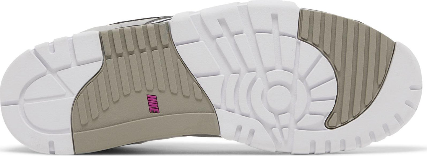 Medium Grey/White/Hyper Violet/Black-