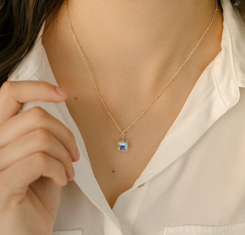 Goldtone Aurora Borealis-