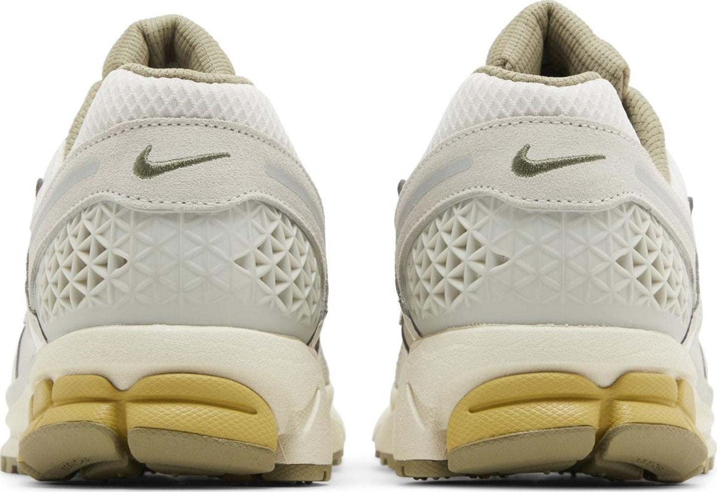 Nike Men's Zoom Vomero 5 Sp 'Light Bone Neutral Olive' Sneakers