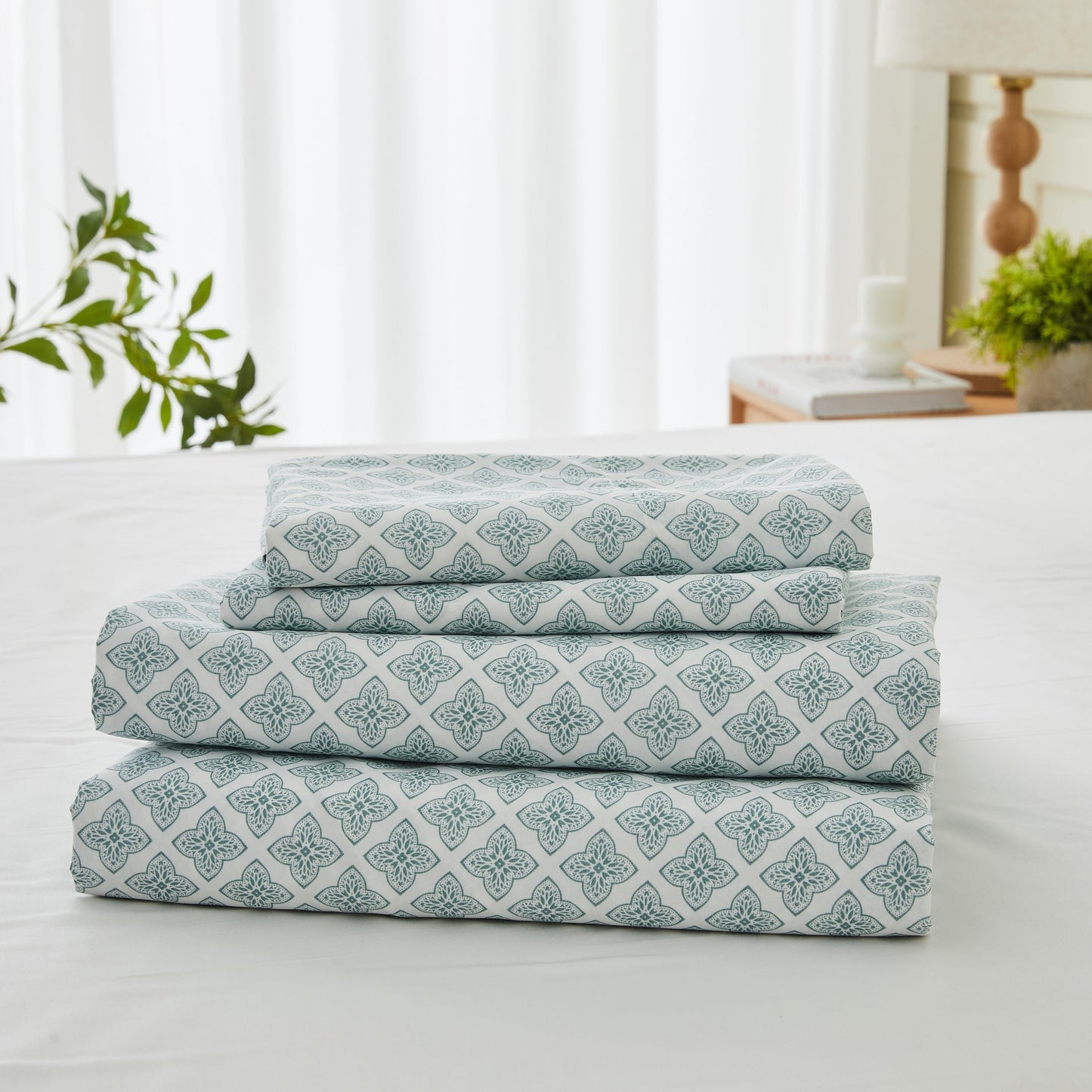 Kathy Ireland Extra Soft Printed 4 Piece Sheet Set