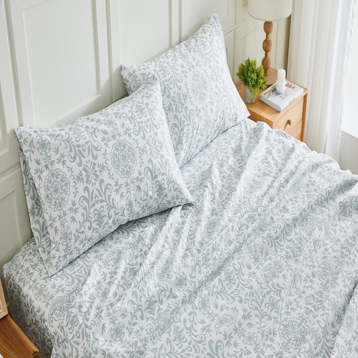 Kathy Ireland Extra Soft Printed 4 Piece Sheet Set