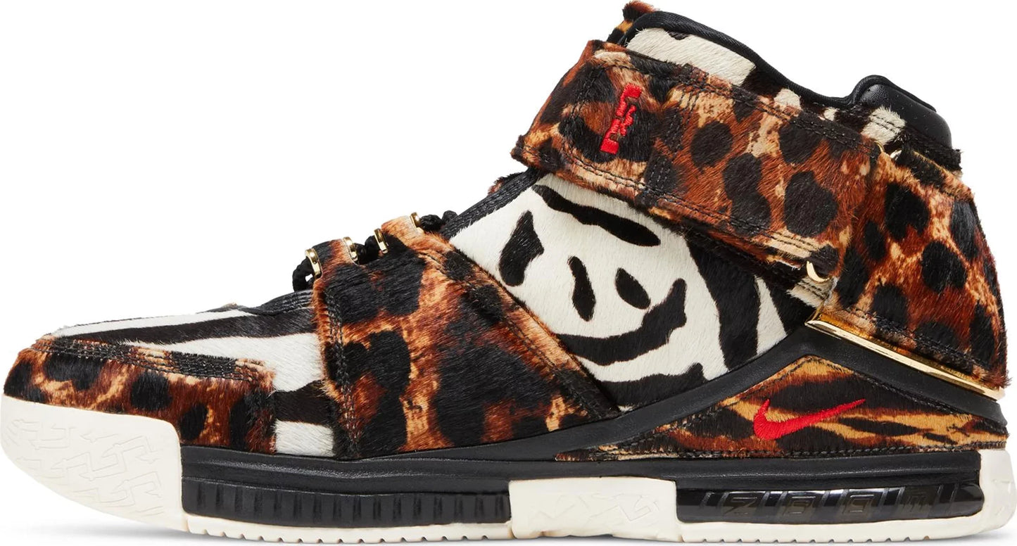 Nike Men's Zoom Lebron 2 Lx Sneakers