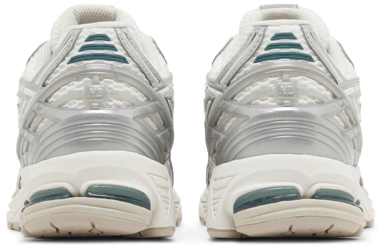 Men's New Balance 1906R - Silver Metallic/Sea Salt