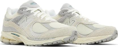 New Balance Men's 2002R 'Linen' Sneakers