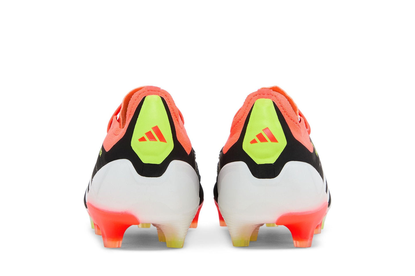 Core Black/Cloud White/Solar Red-