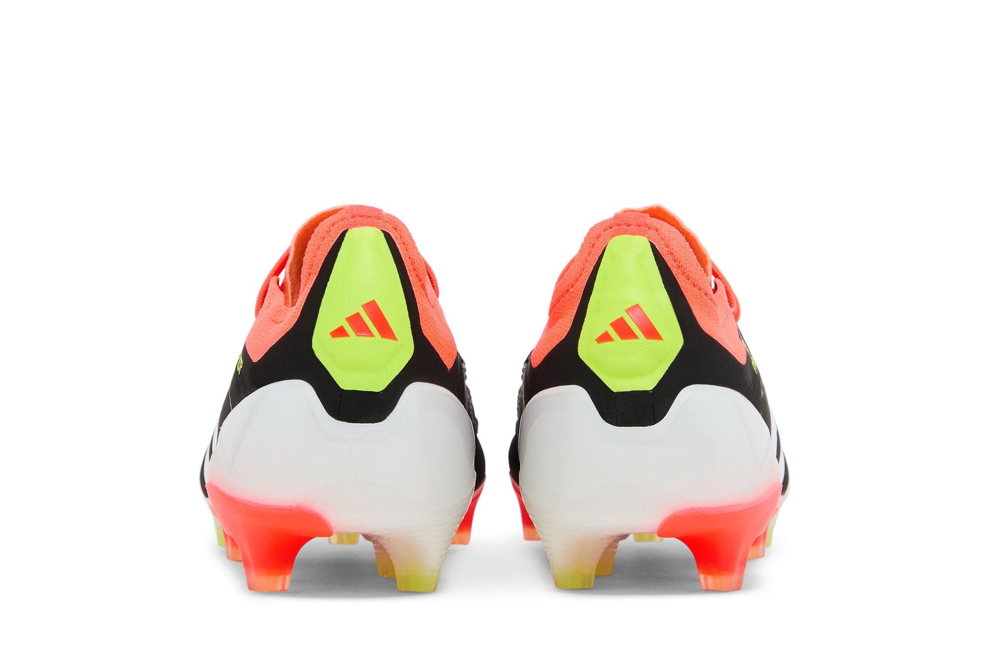 Core Black/Cloud White/Solar Red-