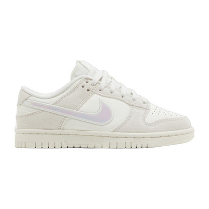 Nike Women's W Dunk Low Sneakers