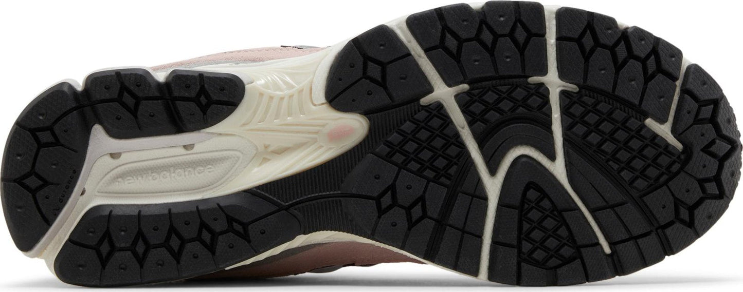 New Balance Men's 2002R 'Orb Pink' Sneakers