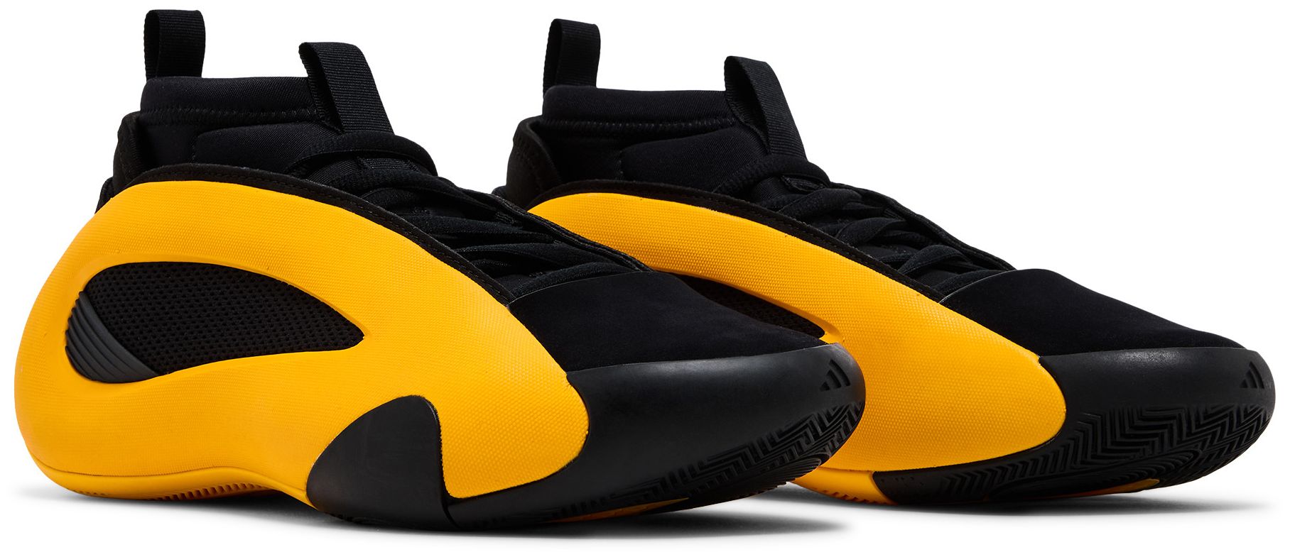 Core Black/Yellow/Core Black-