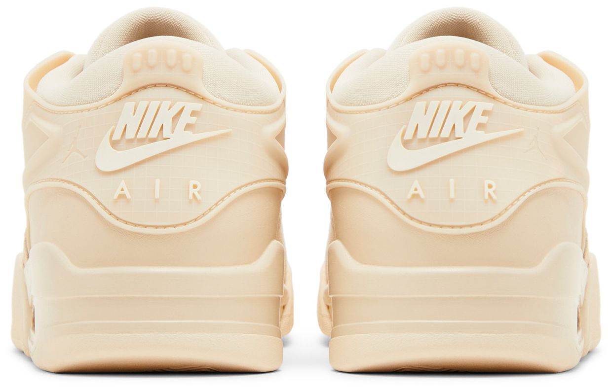 Air Jordan Women's Retro 4 Rm 'Legend Light Brown' - FQ7940-200
