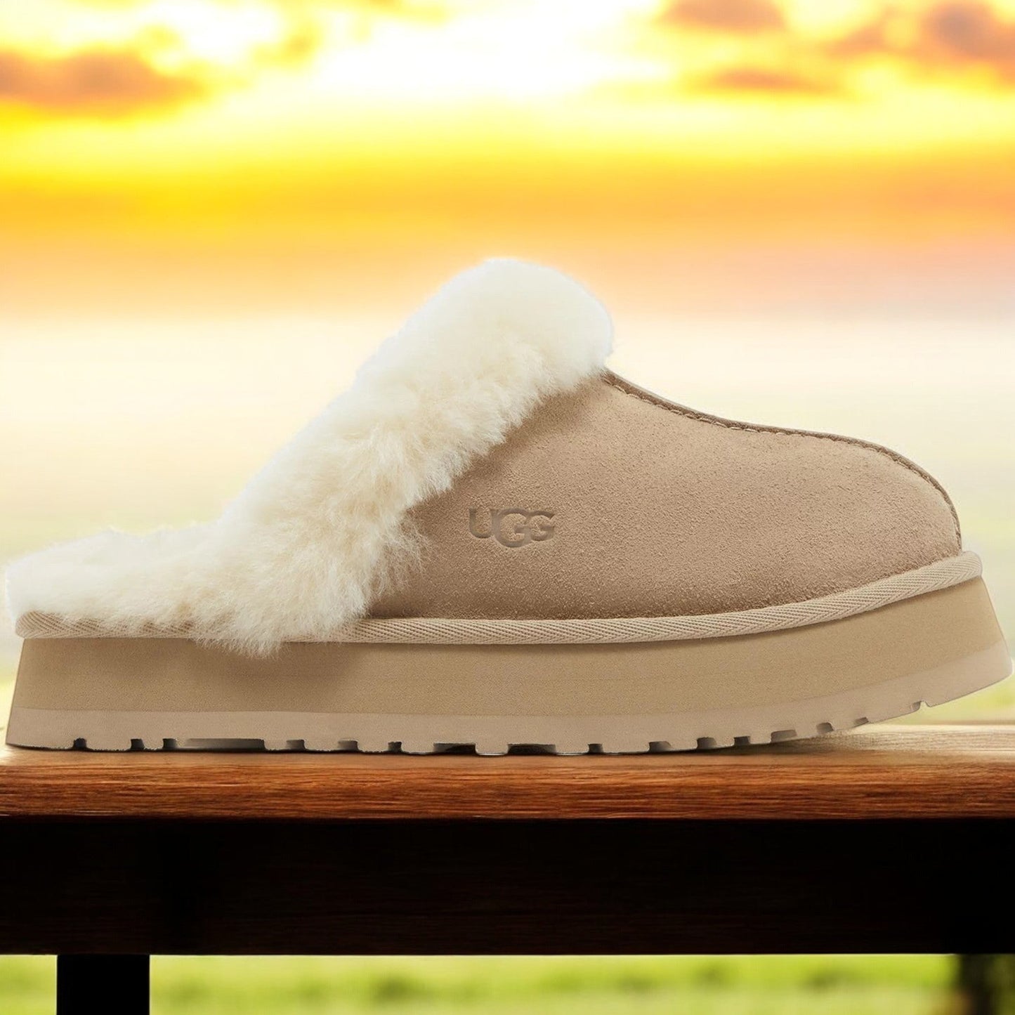 UGG Women's Disquette Slippers