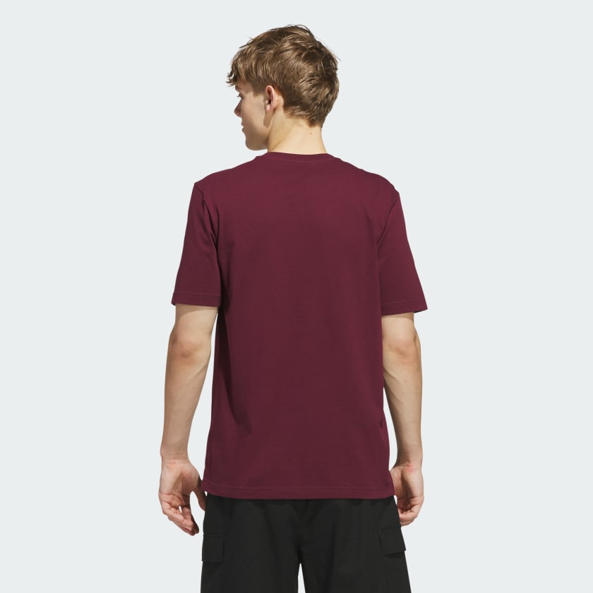 Maroon-