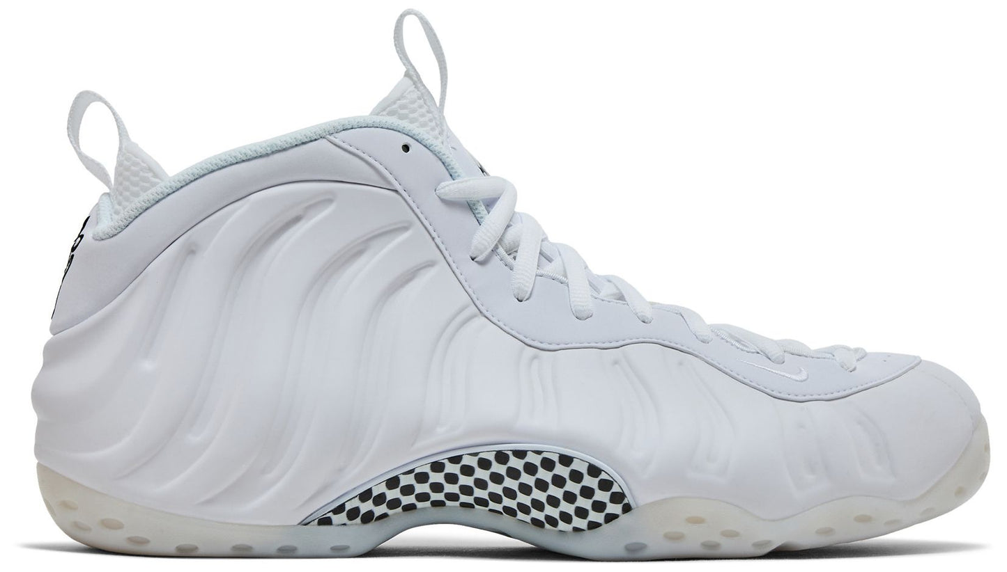 Nike Men's Air Foamposite One Athletic Shoes