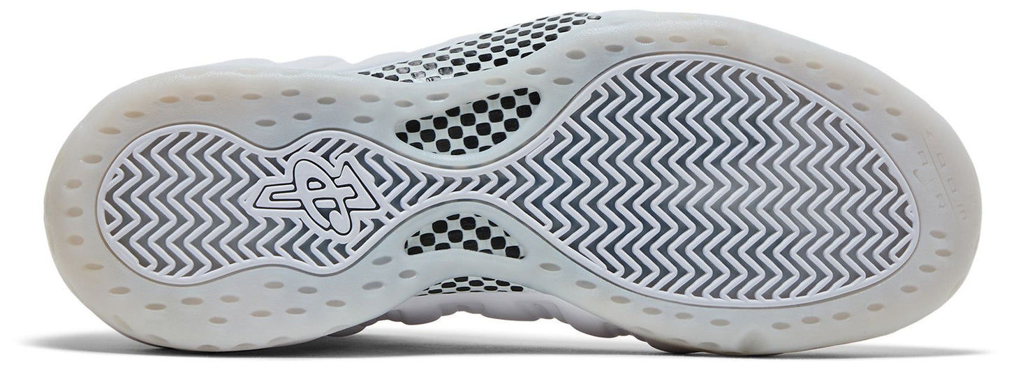 Nike Men's Air Foamposite One Athletic Shoes