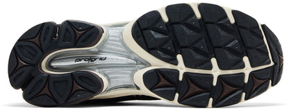 Saucony Mens Progrid Triumph 4 Silver Chrome