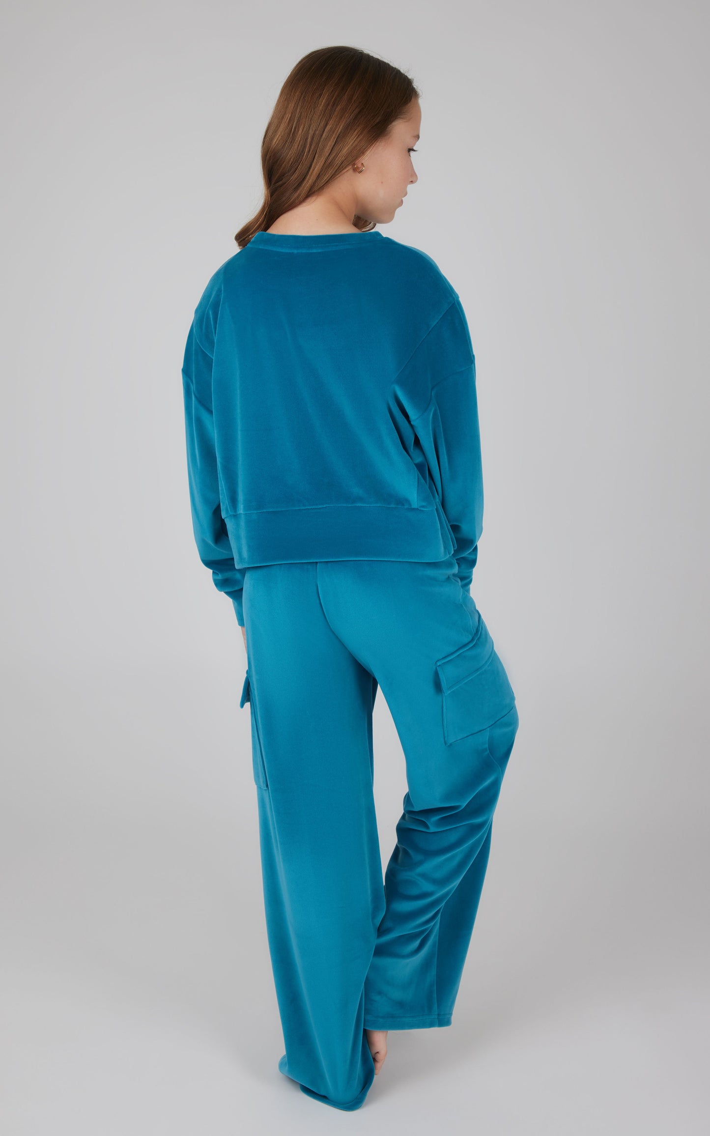 Girls Velour  Crew Pullover With Cargo Pocket Pant