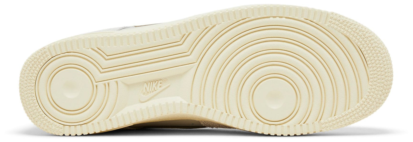 Nike Men's Air Force 1 '07 Lx - HF2897-001