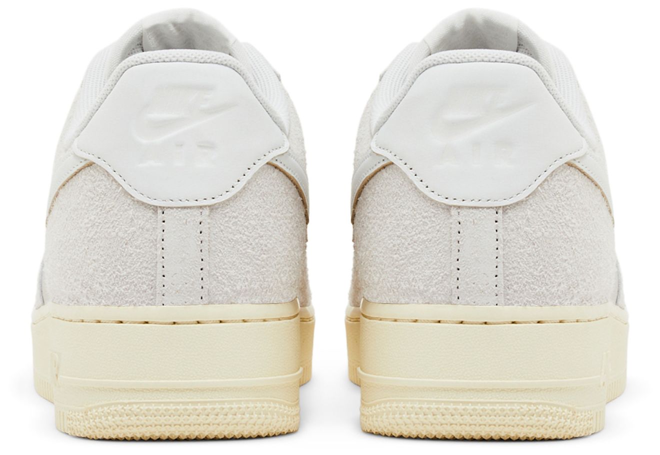Nike Men's Air Force 1 '07 Lx - HF2897-001