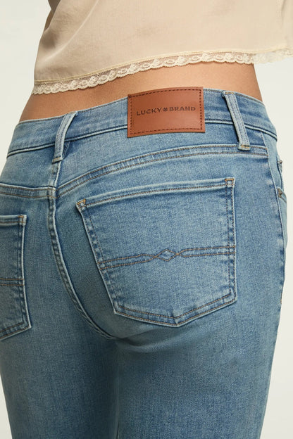 Lucky Brand Women's Mid Rise Sweet Flare - Dreamer's Drift Wash