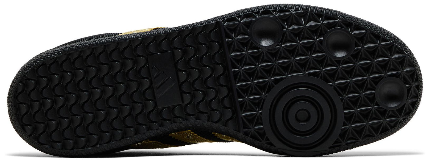 Core Black / Gold Metallic / Gold Metallic-