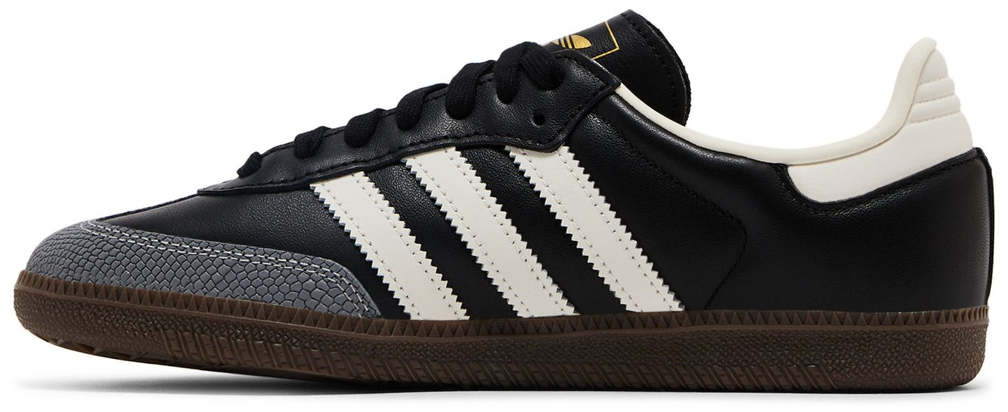 Core Black / Off White / Gold Metallic-