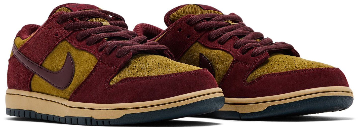 Nike Men's Sb Dunk Low 'Dark Team Red Olive Flak' Sneakers