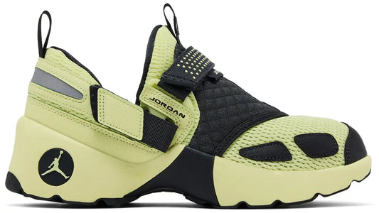 [hq2164-302] Womens Air Jordan Trunner Lx 'luminous Green'