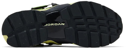[hq2164-302] Womens Air Jordan Trunner Lx 'luminous Green'