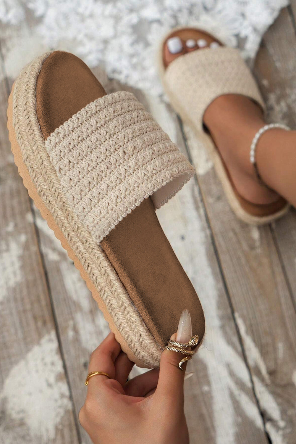Threaded Pear White Boho Woven Non-slip Wedge Slippers