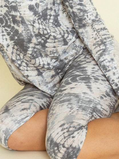 Boho Retro 60"S Geo Tie Die Knee Length Water Color Green Charcoal Leggings Bottom Pants Only