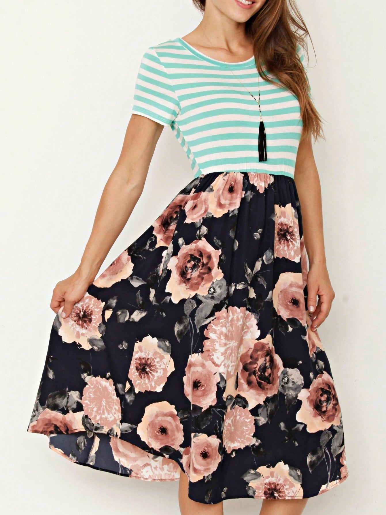 Vintage Boho Short Sleeve Summer Fall Charcoal Navy Floral Shift Midi Swing Aline Southern Dress | Small-3 XL Plus
