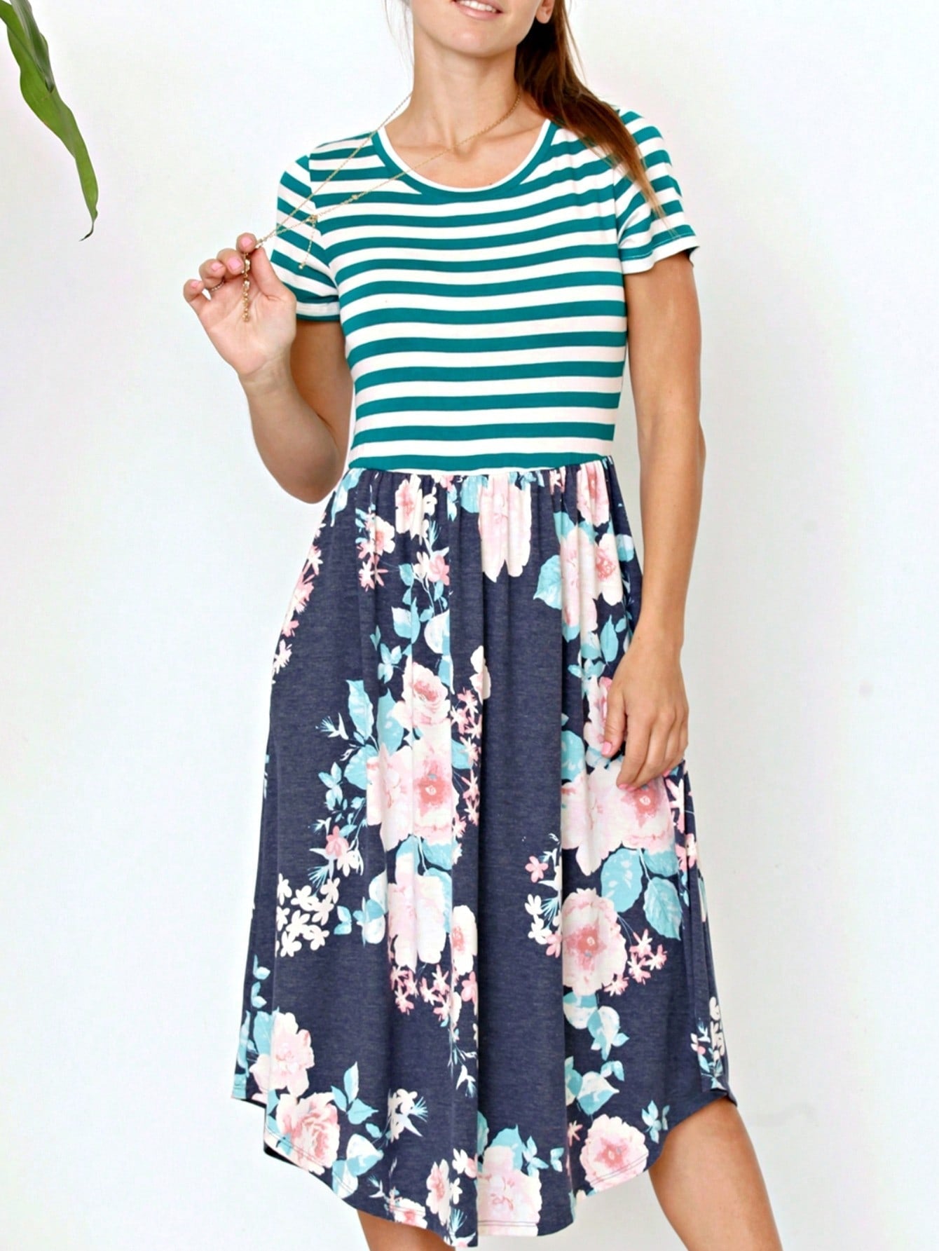 Vintage Boho Short Sleeve Summer Fall Charcoal Navy Floral Shift Midi Swing Aline Southern Dress | Small-3 XL Plus
