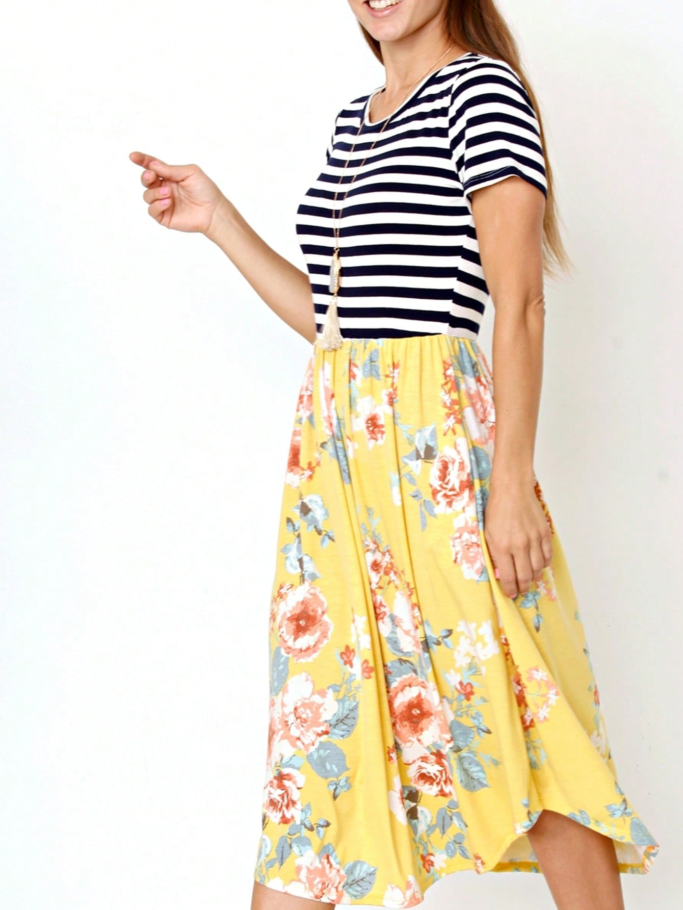 Vintage Boho Short Sleeve Summer Fall Charcoal Navy Floral Shift Midi Swing Aline Southern Dress | Small-3 XL Plus