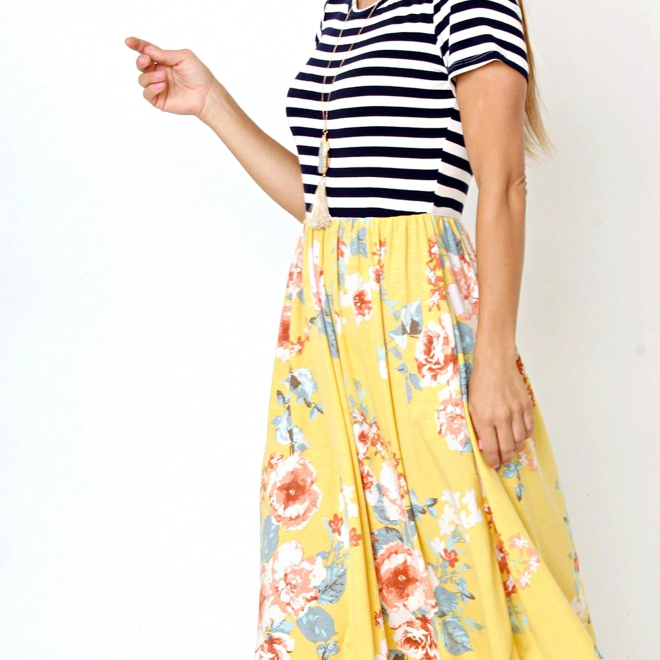 Vintage Boho Short Sleeve Summer Fall Charcoal Navy Floral Shift Midi Swing Aline Southern Dress | Small-3 XL Plus