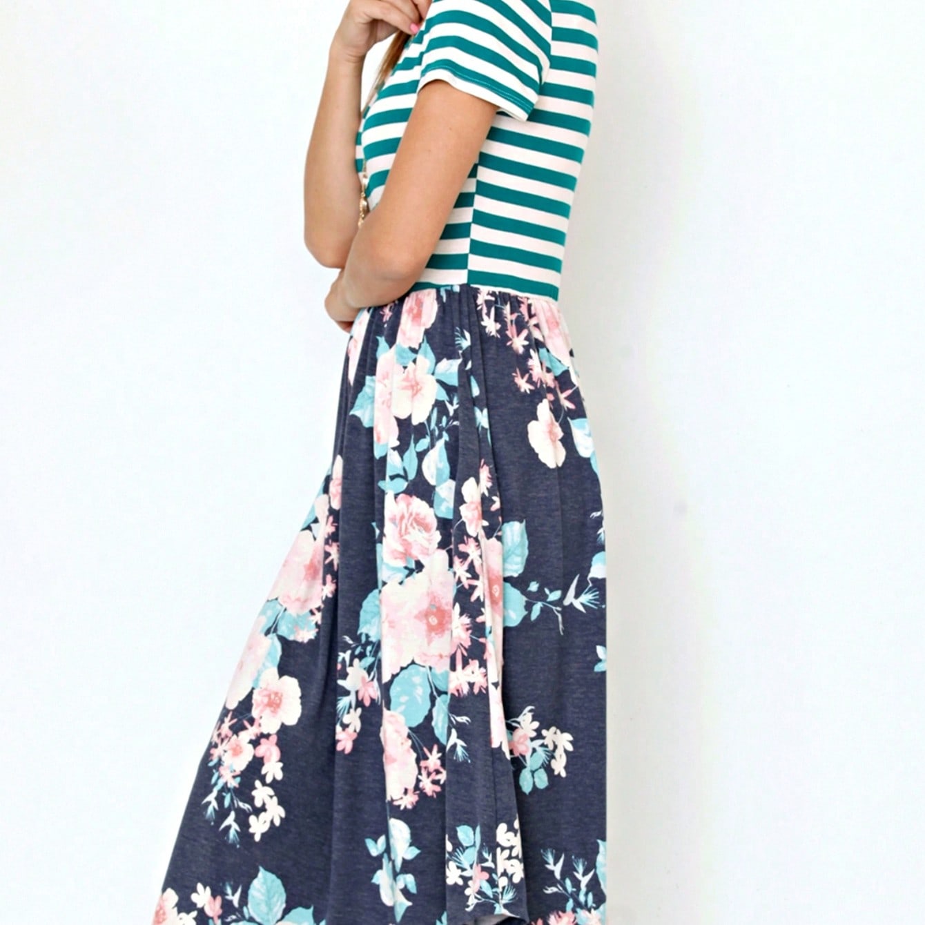 Vintage Boho Short Sleeve Summer Fall Charcoal Navy Floral Shift Midi Swing Aline Southern Dress | Small-3 XL Plus