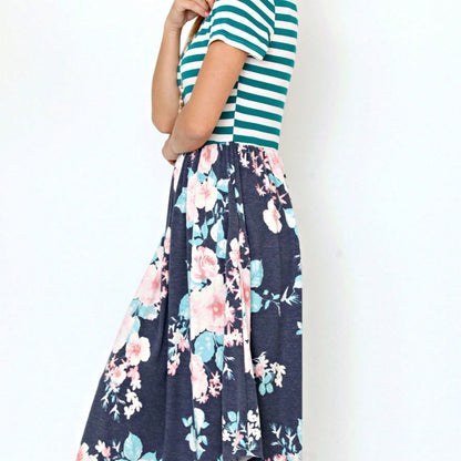 Vintage Boho Short Sleeve Summer Fall Charcoal Navy Floral Shift Midi Swing Aline Southern Dress | Small-3 XL Plus