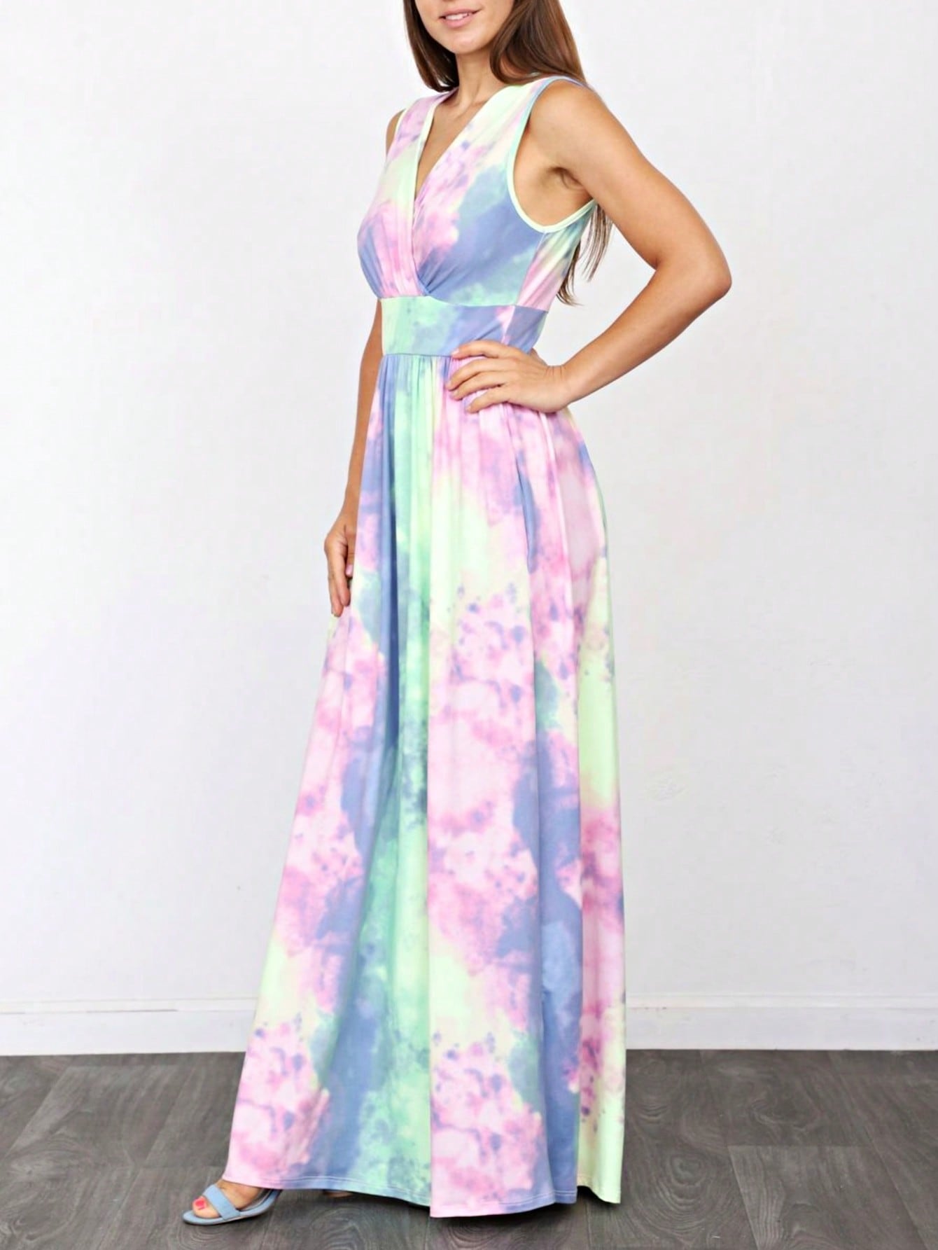 Elegant Floral Maxi Dress With  Surplice  Versatile Summer Dress For Women