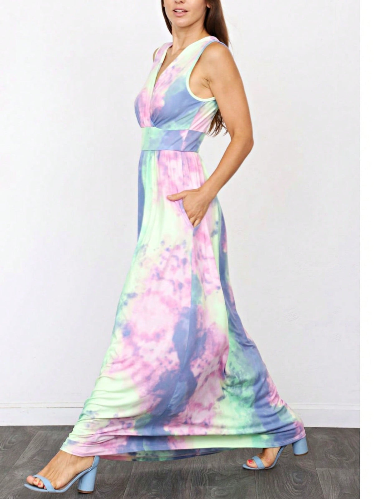 Elegant Floral Maxi Dress With  Surplice  Versatile Summer Dress For Women