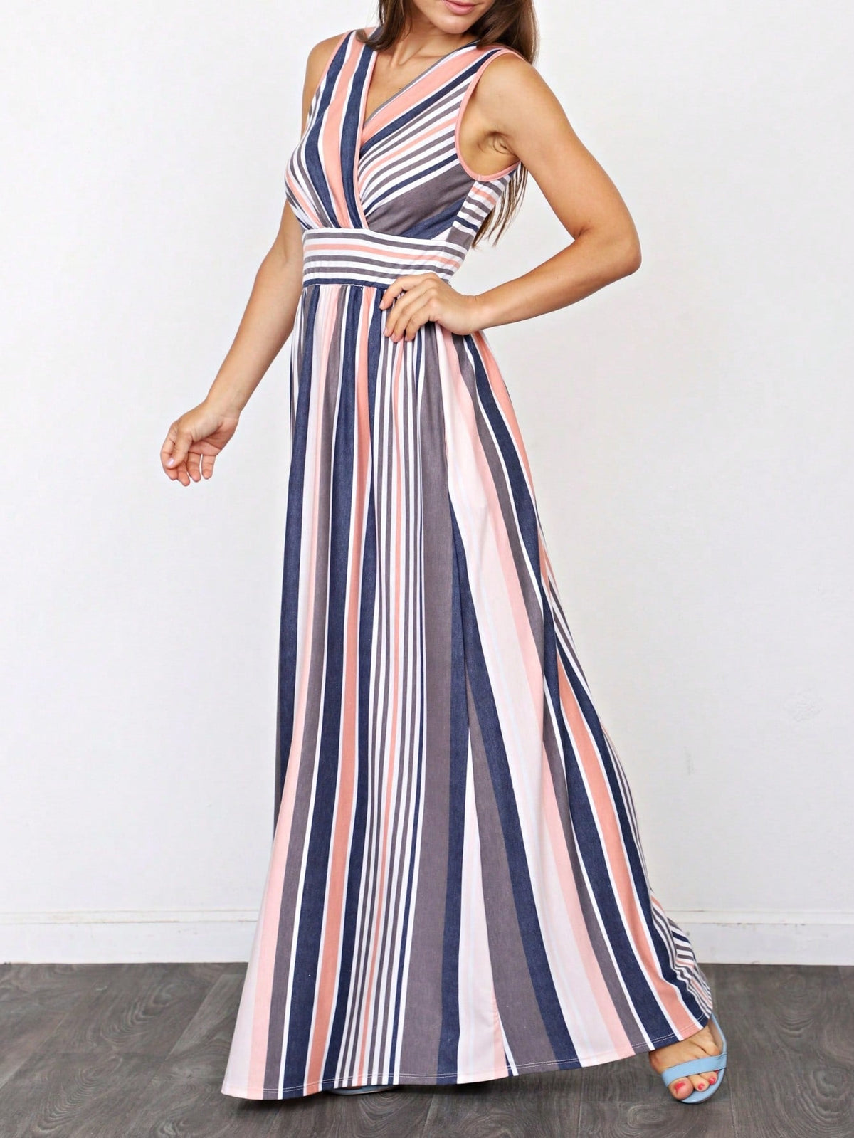 Elegant Floral Maxi Dress With  Surplice  Versatile Summer Dress For Women