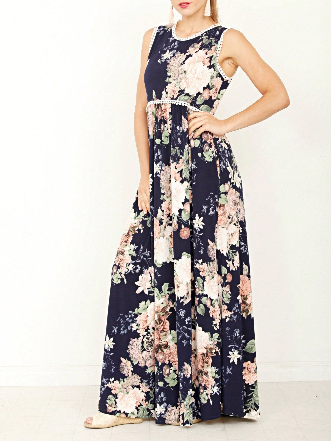 Elegant Floral Maxi Dress With  Surplice  Versatile Summer Dress For Women