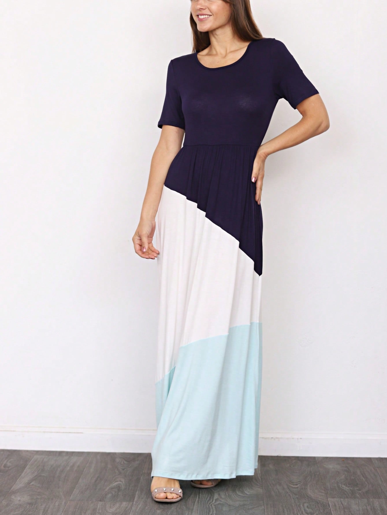 Elegant Stripe Maxi Dress With Side Pockets Versatile Summer Dress For Women