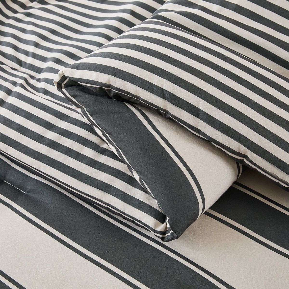 Gale Cabana Stripe Comforter Set