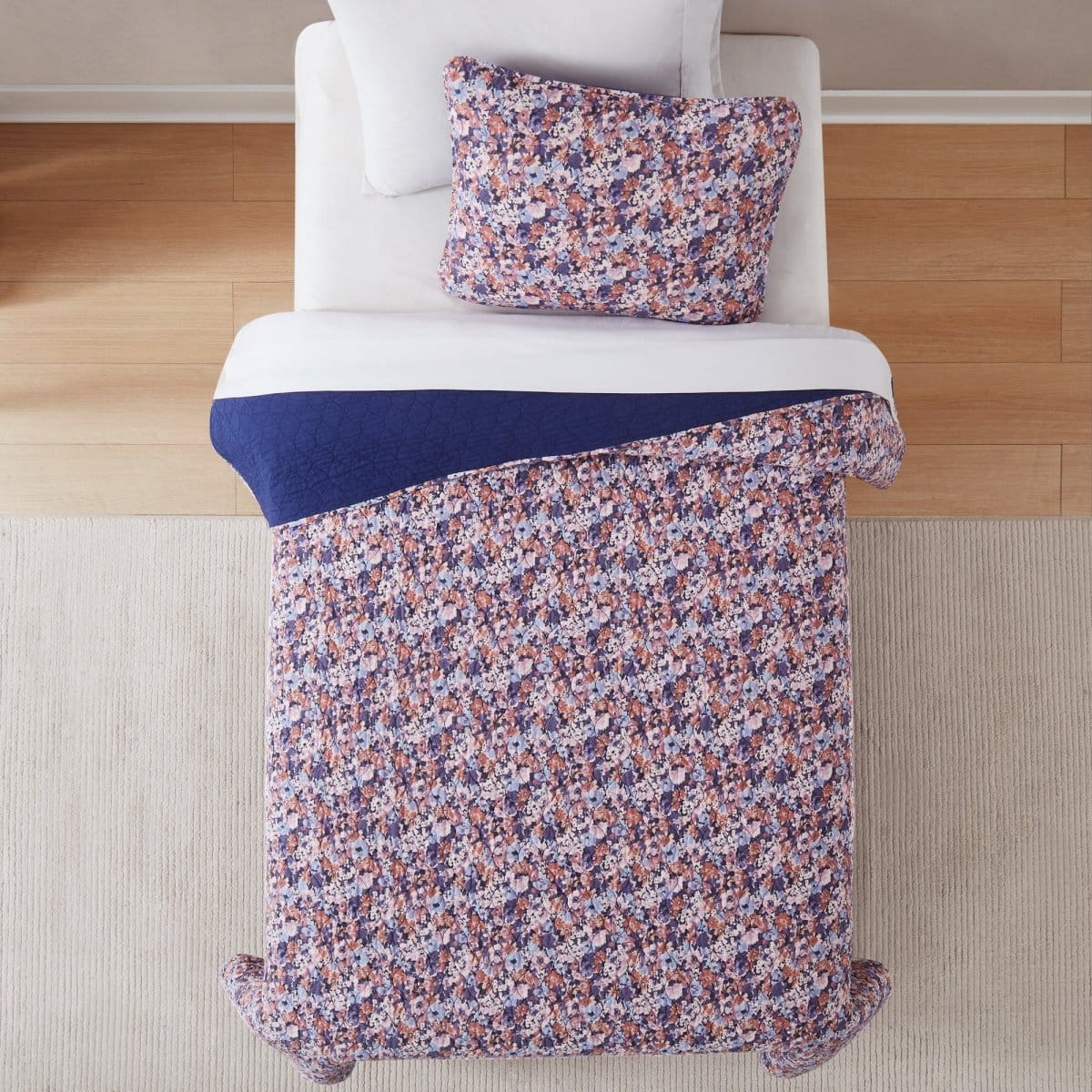 Alicia Camo Floral Cotton Quilt Set