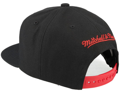 Mitchell & Ness Men's NHL Retro Lock Up Snapback Blackhawks Snapback Caps