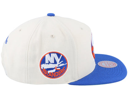Mitchell & Ness Men's NHL Vintage Off-White Snapback Islanders Snapback Caps
