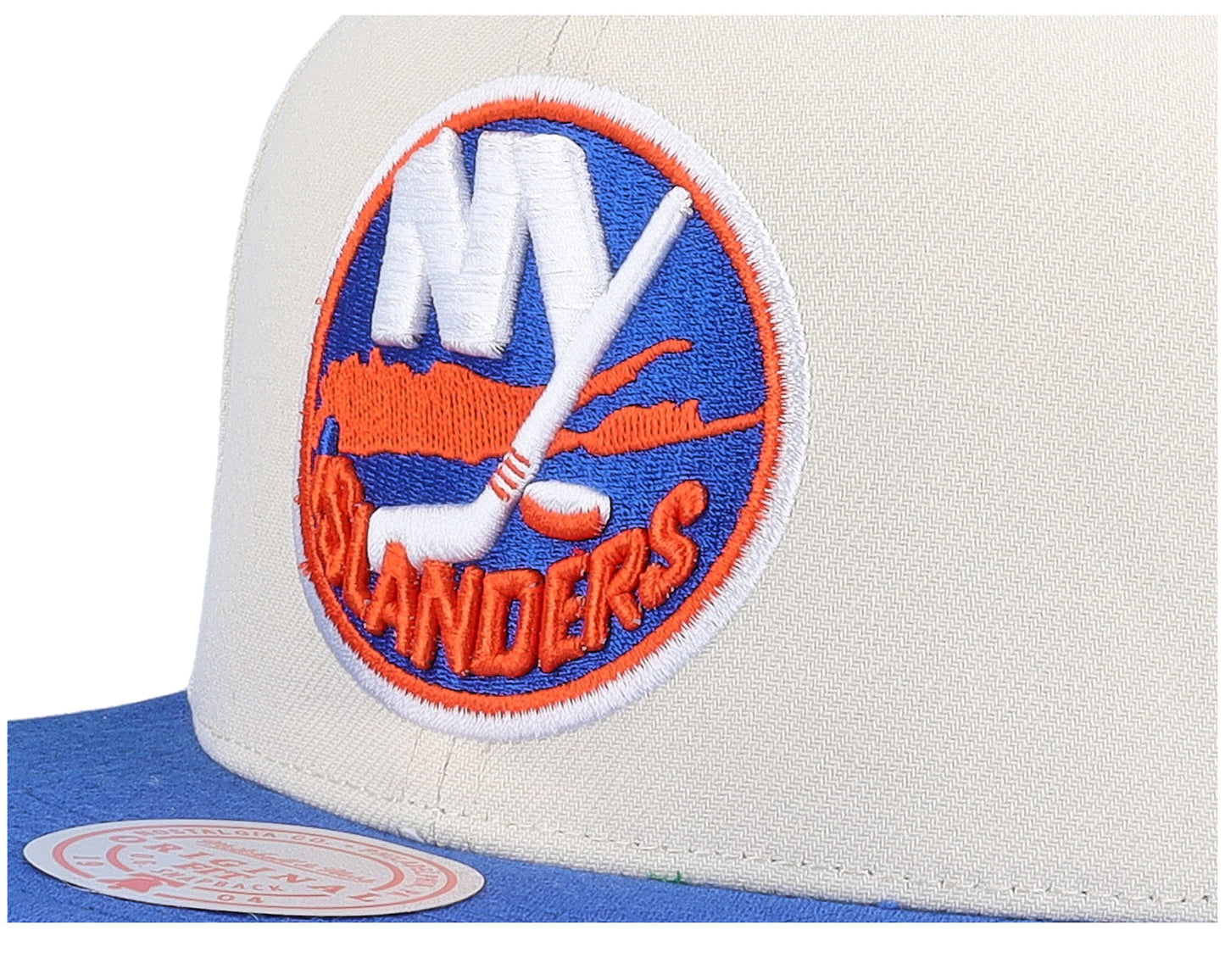 Mitchell & Ness Men's NHL Vintage Off-White Snapback Islanders Snapback Caps