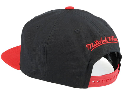 Mitchell & Ness Men's NHL Vintage Script Snapback Blackhawks Snapback Caps